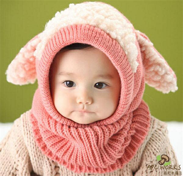 ★商品内容：ベビー帽 ★フリーサイズ：帽子の周り:46-51cm ★年齢対象：6-36ヶ月 ★色：レッド　イエロー　ブラウン　ブルー　ピンク ★素材：アクリル ポリエステル ★赤ちゃんの肌はデリケートな為、着用の際は、一度手洗いしてからの着用をお願いします。 ★★ご確認の上、ご購入をお願いします★★ 【送料について】 ▼北海道/離島（鹿児島県）/沖縄県など一部地域の場合、別途送料が加算致します。 ▼受注後北海道の場合送料1000円に修正して、離島（鹿児島県）送料1200円に修正して、沖縄の場合2200円に修正して、他の場所の場合900円に追加致します。 ▼代引の場合，受注後北海道の場合送料1800円に修正して、沖縄・離島（鹿児島県）の場合2000円に修正して、他の場所の場合1200円に追加致します。 【商品について】 ▼平置き計測となっておりますので、1〜3cmの誤差が生じる場合がございます。 ▼商品はできる限り実物の色に近づけるよう加工しておりますが、モニターによって色合いが異なって見える場合があります。 ▼細部が画像と若干違う場合や日本語表示の品質タグがついていない場合もございます。気になさる方はご遠慮ください。 ▼海外製品で簡易梱包での輸入のため、一部商品の性質により風防に擦れや多少の小キズなどがある場合がございますが、商品自体には問題ありませんのでご了承下さい。 【生産について】 ▼同じ商品でも“生産時期”により形や色味や柄、サイズなどに多少の“誤差“が生じる場合もございます。 ▼当店が取り扱っている商品は、海外製品の為、日本製に比べますと縫製の甘い部分がございますのでご了承の上ご購入下さい。 ▼一部商品の材質の特性上により、「生地を織る際の糸の繋ぎ目や多少のほつれ、糸が出ている」などが生じる場合がございます。 ▼品質上の問題ではない為、不良対象外とさせて頂いておりますのでご了承ください。 【明細書・領収書について】 ▼領収書は用紙ではなく電子版PDFでございます。 ▼当店では明細書・領収書は商品と同封しておりません。 ▼領収書の宛名など必要事項を合わせてご記入しご連絡ください（※備考欄にて記載もできるでございます）。 【返品・交換について】： ▼商品発送後、初期不良以外のご返品・交換は原則としてお受け致しておりません。 ▼返品・交換の場合、未使用の商品のみ到着日から7日以内にご連絡頂ければ、対応させて頂きます。 ▼お客様都合による交換・キャンセルの場合、一部の料金を請求致します。