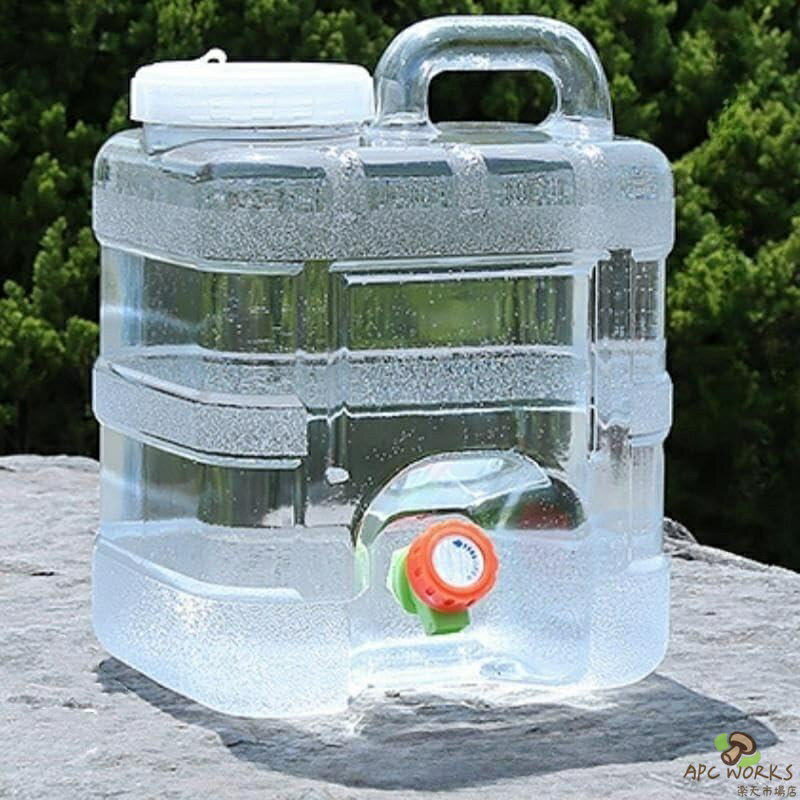 【送料無料】ウォータータンク 水タンク ポリタンク PC安全素材 大容量 貯水タンク コック付き 防災グッズ アウトドア水タンク 旅行 登山 避難 スポーツ アウトドア用水タンク 蛇口付き 蓋付き 無毒 ポータブル キャンプ ハイキング 登山 屋外活動用 携帯便利