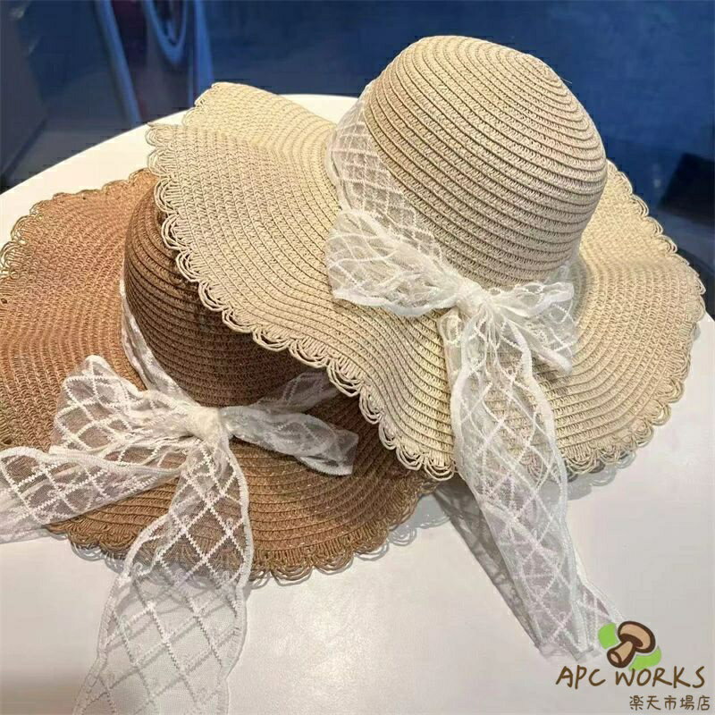 乐天商城 - レディース つば広 ハット 夏 帽子 日よけ対策 リボン付き レースデザイン かわいい フェミニンスタイル バケットハット風 大きめブリム 小顔見せ 海 ビーチ 旅行 リゾートコーデ お出かけ サマーハット 上品ガーリー きれいめカジュアル 夏ファッション