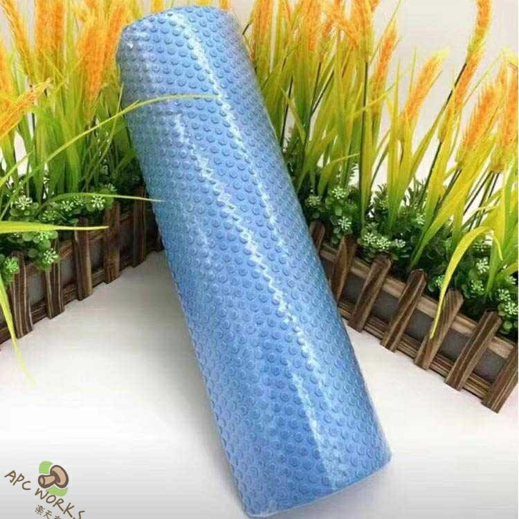 APC WORKS楽天市場店のヨガポール ショート 長さ30cm 45cm 60cm 直径15センチ ジム スポーツ yoga ヨガグッズ 全5色 ダイエット ローラー 肩こり 背中 ふくらはぎ 筋膜 筋トレ マッサージローラー｜アングル3