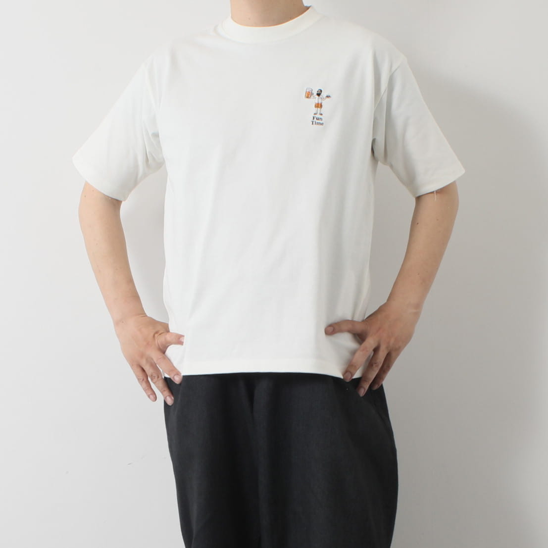 乐天商城 - FUN Up Necessary modemdesign Beer＆Gyoza ファン おじさん Tシャツ ホワイト