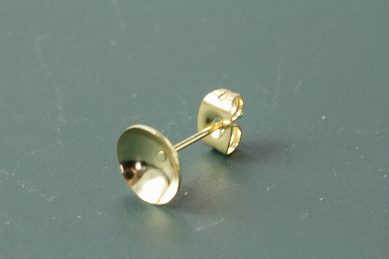[50個] サージカルステンレス お椀皿 8mm ピアス ［ ゴールド 金 ］ キャッチ付き パーツ 金アレ