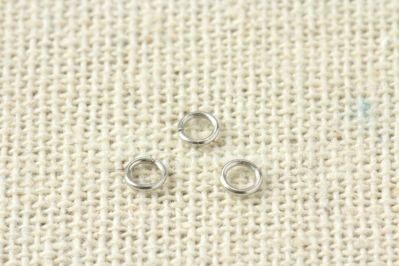 [50個] サージカルステンレス 丸カン 細い (0.5 X 3mm) [ 銀 シルバー ] アクセサリー パーツ