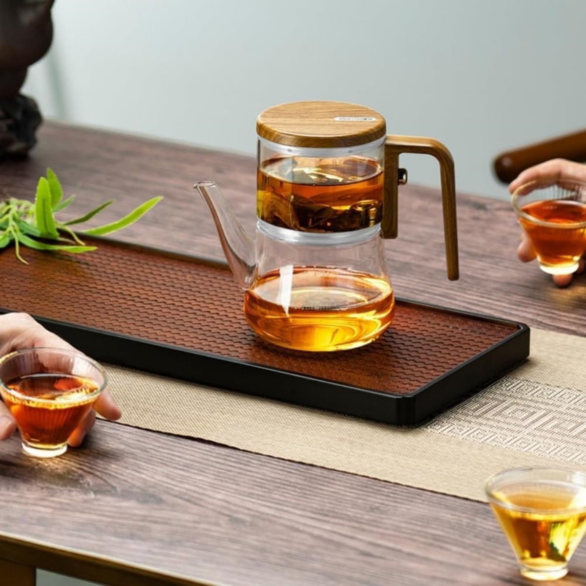 ガラスティーポット 透明 大容量耐熱ガラス 水分離ティーポット 木製ハンドル付き 茶漏れフィルターケ..