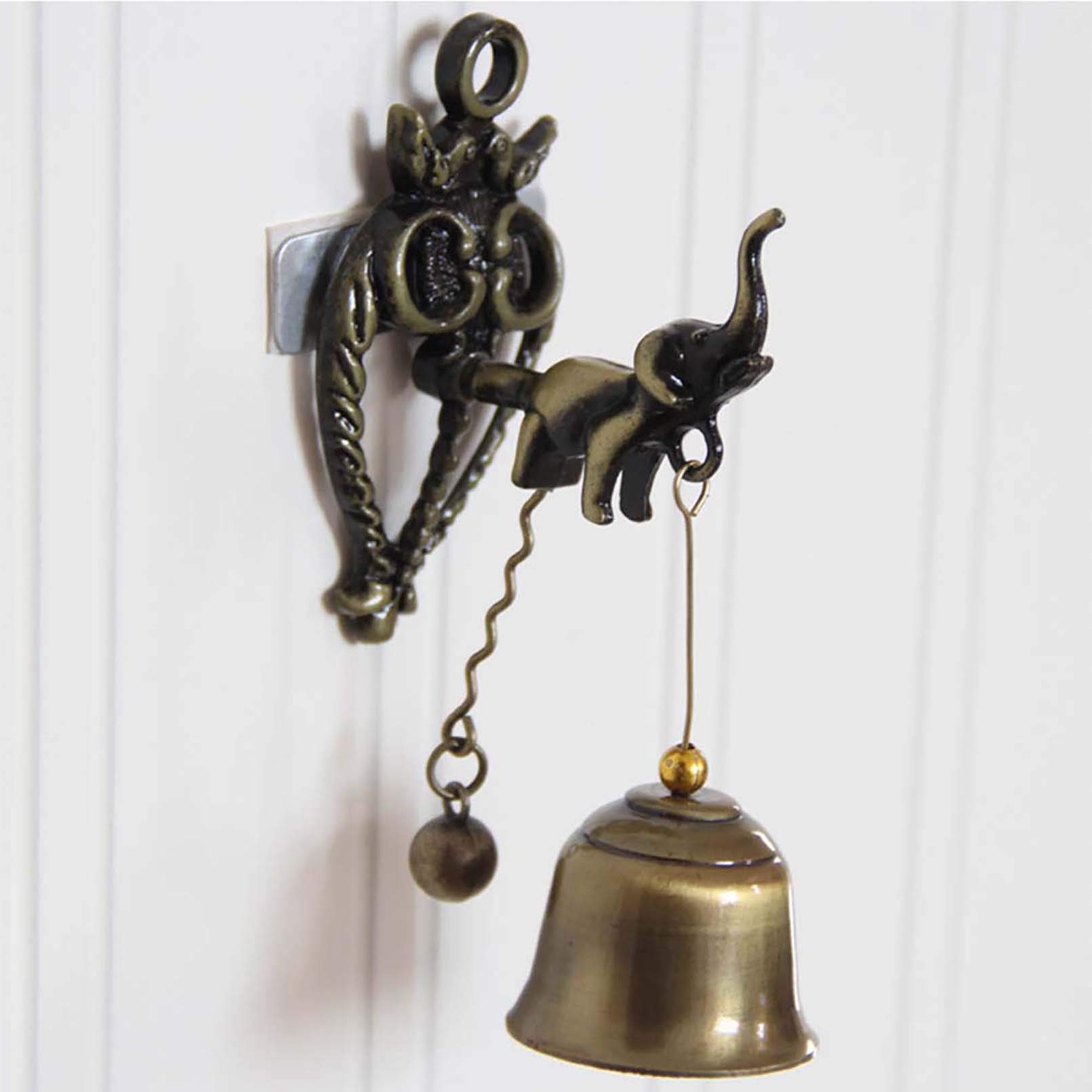 玄関チャイム 玄関ベル 北欧 インテリア 鈴 マグネット式 動物 ドアベル 手動式 風水 オーナメント アイアン 風鈴 癒しグッズ アンティーク 雑貨 象 ドア鈴 壁掛けベル ブロンズカラー(3)
