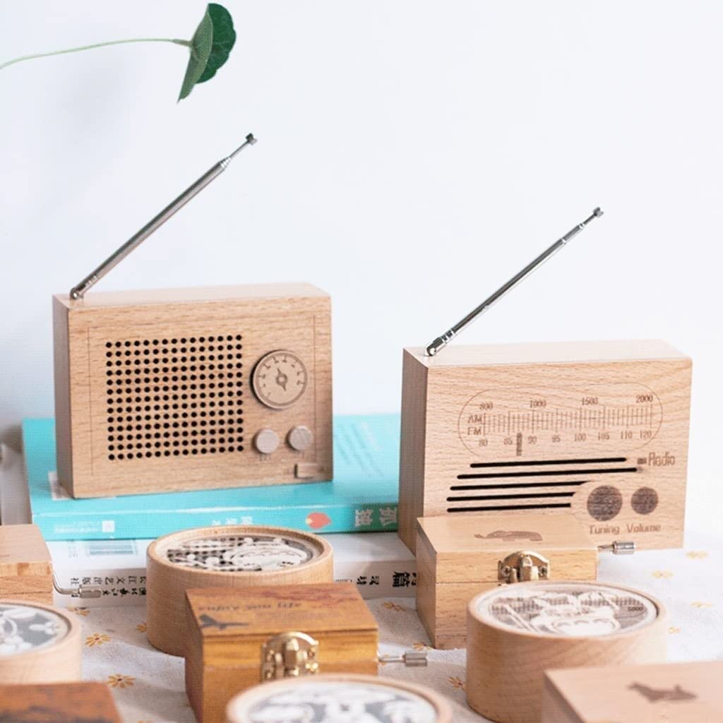 オルゴール プレゼント ラジオオルゴール機械式古典時計じかけの木製クリエイティブオルゴール娘の誕生..