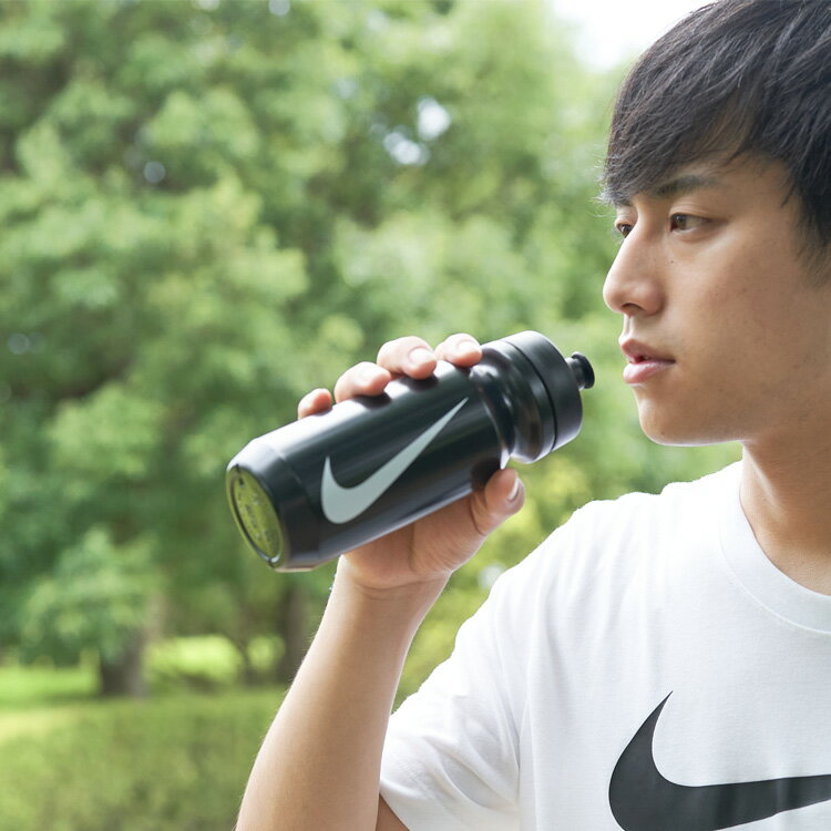 スクイズボトル 水筒 650ml 直飲み ナイキ NIKE ビックマウスボトル 2.0 22oz/ブラック 黒 食洗器可 スポーツ トレーニング フィットネス/HY6004-091