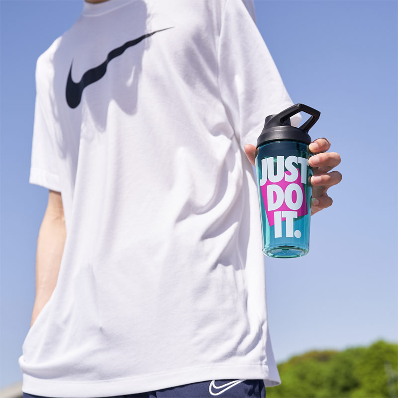 スポーツボトル ナイキ NIKE TRハイパーチャージ チャグボトル 16oz 473ml 直飲み 水筒 トレーニング フィットネス ランニング ジョギング ジム 部活/HY5004-340