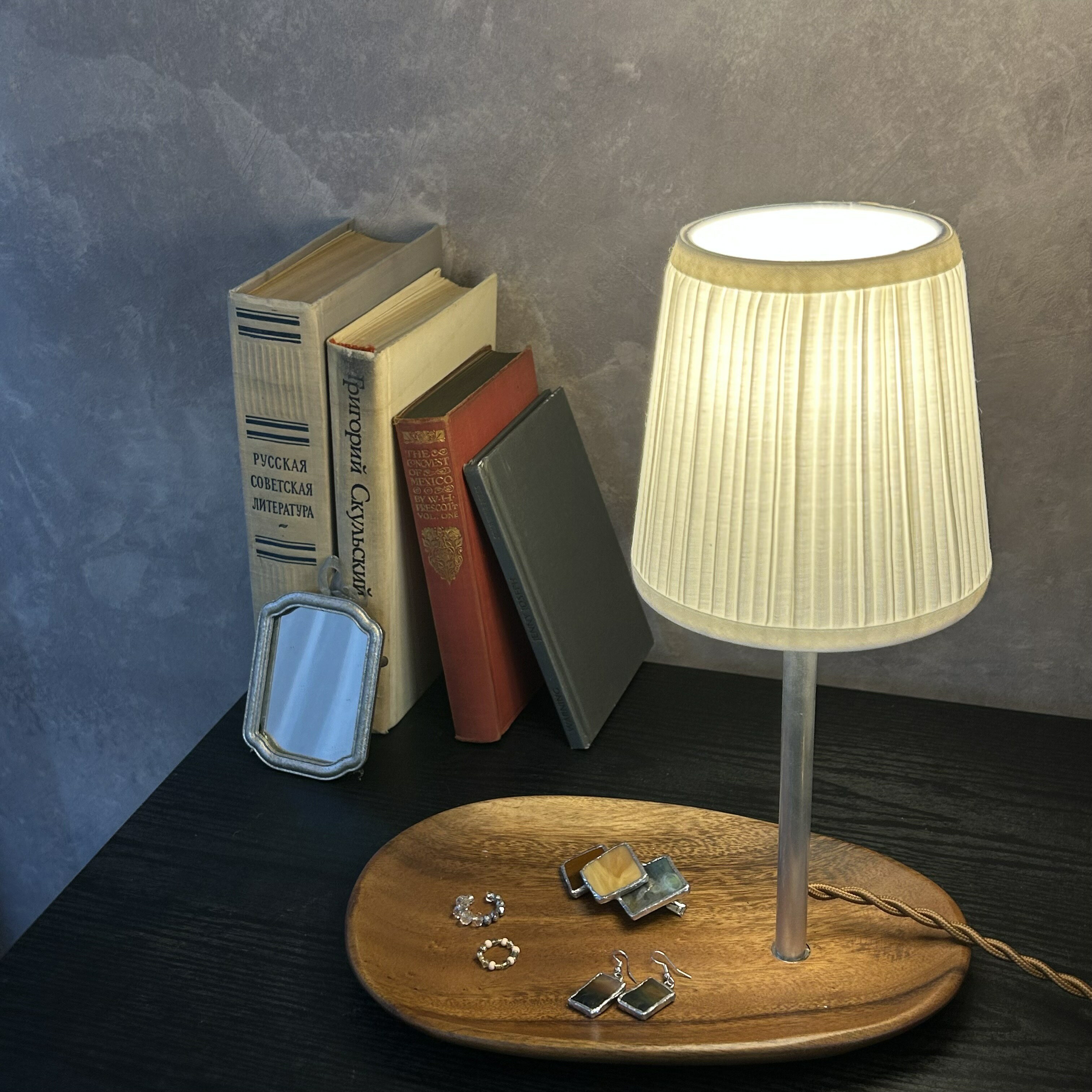 アカシアのプレート付き　テーブルライト