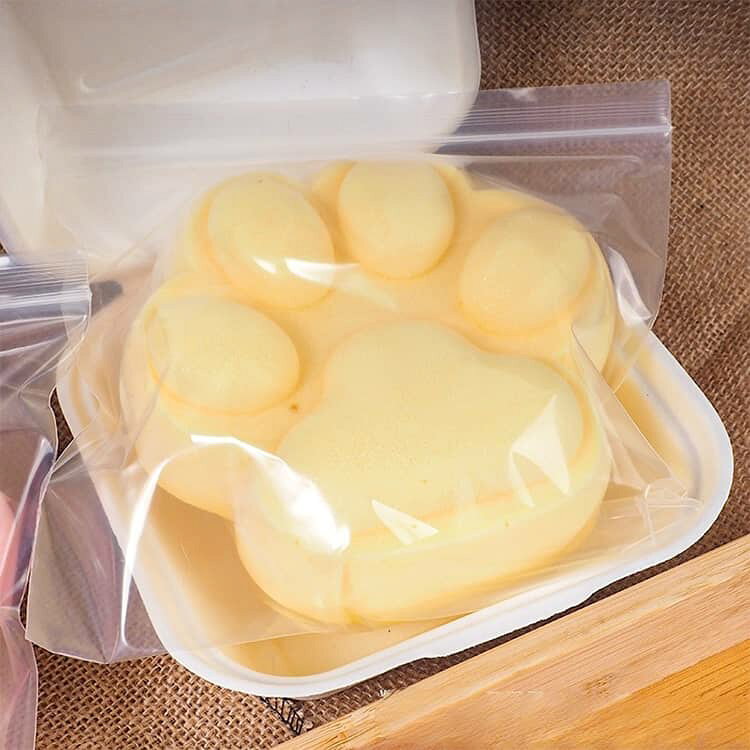 大きい スクイーズ もちもち 低反発 肉球 ぷにぷに スクイーズ玩具 猫の手 減圧 やわらかい 癒しグッズ しっとり ソフト 握るおもちゃ ストレス解消グッズ 超大サイズ 子供 おもしろ雑貨 猫肉球 大人 楽しめる かわいい プレゼント ギフト 景品 applecollection-10062380 あっぷるコレクション楽天市場店 サンプル画像2