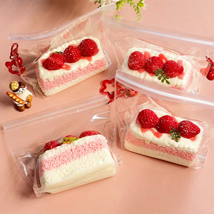 スクイーズ 低反発 ぷにぷに いちご 水感スクイーズ 水感スクイーズ ふわとろ 食べ物 水感 プルプル 水感 袋のまま いちごケーキ 柔らか スクイーズ 玩具 粘着 ふわふわ 大きめ 握る 高弾力 子供 大人 ストレス解消 おもちゃ シリコン 安全無毒 伸縮性 applecollection-10058945 あっぷるコレクション楽天市場店 サンプル画像2