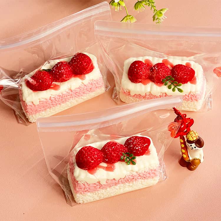 スクイーズ 低反発 ぷにぷに いちご 水感スクイーズ 水感スクイーズ ふわとろ 食べ物 水感 プルプル 水感 袋のまま いちごケーキ 柔らか スクイーズ 玩具 粘着 ふわふわ 大きめ 握る 高弾力 子供 大人 ストレス解消 おもちゃ シリコン 安全無毒 伸縮性 applecollection-10058945 あっぷるコレクション楽天市場店 サンプル画像3