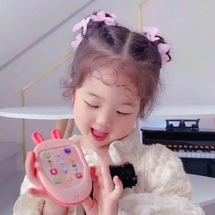 かわいい おしゃれ 卒業式 ヘアピン 女の子 キッズ ヘアアクセサリー リボン 入園...