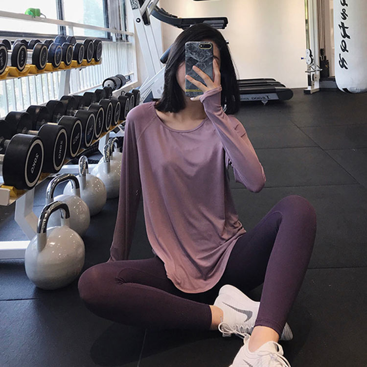 あっぷるコレクション楽天市場店のスポーツ ヨガウェア ストレッチ フィットネスウェア かわいい スポーツウェア Tシャツ レディース おしゃれ 夏 長袖 スポーツインナー ヨガ ロング トレーニングウェア ランニングウェア ヨガウエア ジム 春 冬 秋 トップス｜アングル2