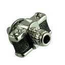 ピンバッジ ピンズ ラペルピン ブローチ カメラ CAMERA D シルバー&ブラック 送料無料