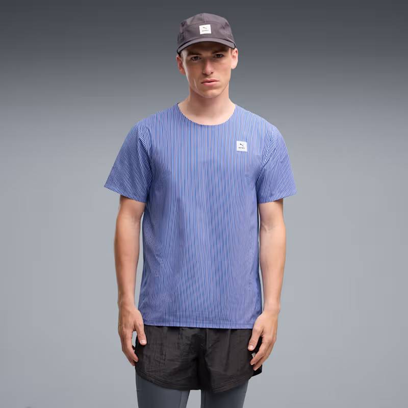 ※こちらの商品は海外サイズです。 529191 99 M PUMA X SAYSKY ULTRAWEAVE SHORT SLEEVE メンズ 北欧デンマーク生まれのランニングウェアブランド【SAYSKY】は、パフォーマンスとスタイルにこだわる情熱的なランナーの為にランニングアパレルを作製しています。 PUMA×SAYSKY コラボ商品です。 生産国：ベトナム 素材 本体:ポリエステル100% サイズ ■XS: バスト: 90cm 肩幅: 40.5cm ゆき: 40.8cm すそ周り: 88cm 後ろ丈: 70.0cm ■S: バスト: 98cm 肩幅: 42.5cm ゆき: 42.9cm すそ周り: 96cm 後ろ丈: 71.0cm ■M: バスト: 106cm 肩幅: 44.5cm ゆき: 45.0cm すそ周り: 104cm 後ろ丈: 72.0cm ■L: バスト: 114cm 肩幅: 46.5cm ゆき: 47.1cm すそ周り: 112cm 後ろ丈: 74.0cm ■XL: バスト: 124cm 肩幅: 48.5cm ゆき: 49.9cm すそ周り: 122cm 後ろ丈: 76.0cm ■XXL: バスト: 134cm 肩幅: 50.5cm ゆき: 52.7cm すそ周り: 132cm 後ろ丈: 78.0cm ※若干の誤差がございます。予めご了承ください。 プーマランニング セイスカイランニング PUMA×SAYSKY プーマ×セイスカイ PUMASAYSKY コラボ ランニングウェア 移動着 おしゃれ トレーニングウェア　マラソン ランニング ジョギング 半袖シャツ