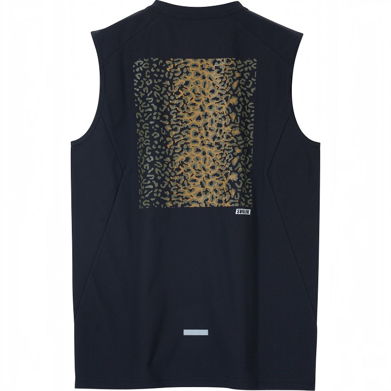 商品名: LEOPARDノースリーブ 品番: 7263-24800 カラー: BLACKBW カラー名称: BLACKBW LEOPARDノースリーブ 商品コード：7263-24800 原産国：中国 吸水性・透け防止・UVケア（UPF50+）を備えた高機能素材を採用したノースリーブシャツ。 背面のグラフィックが、しなやかに加速するイメージを視覚化した一着。 ●素材 ポリエステル51%　複合繊維(ポリエステル)49% ●サイズ S ( 着丈：64cm / 身幅：48cm / 肩幅：37.5cm / 裾幅：48cm ) M ( 着丈：67cm / 身幅：50cm / 肩幅：39.5cm / 裾幅：50cm ) L ( 着丈：70cm / 身幅：52cm / 肩幅：41.5cm / 裾幅：52cm ) XL ( 着丈：73cm / 身幅：54cm / 肩幅：43.5cm / 裾幅：54cm ) スボルメ スボルメランニング SVOLME ランニングシャツ ノースリーブシャツ タンクトップ タンク ランニングウェア マラソン ランニング プラクティスシャツ