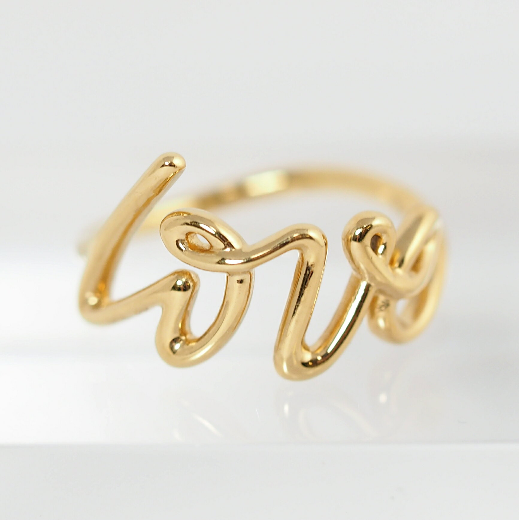 現行品 Tiffany & Co. ティファニー 750 K18イエローゴールド LOVE ラブ リング スモール 7号 ケース付 [中古]のサムネイル