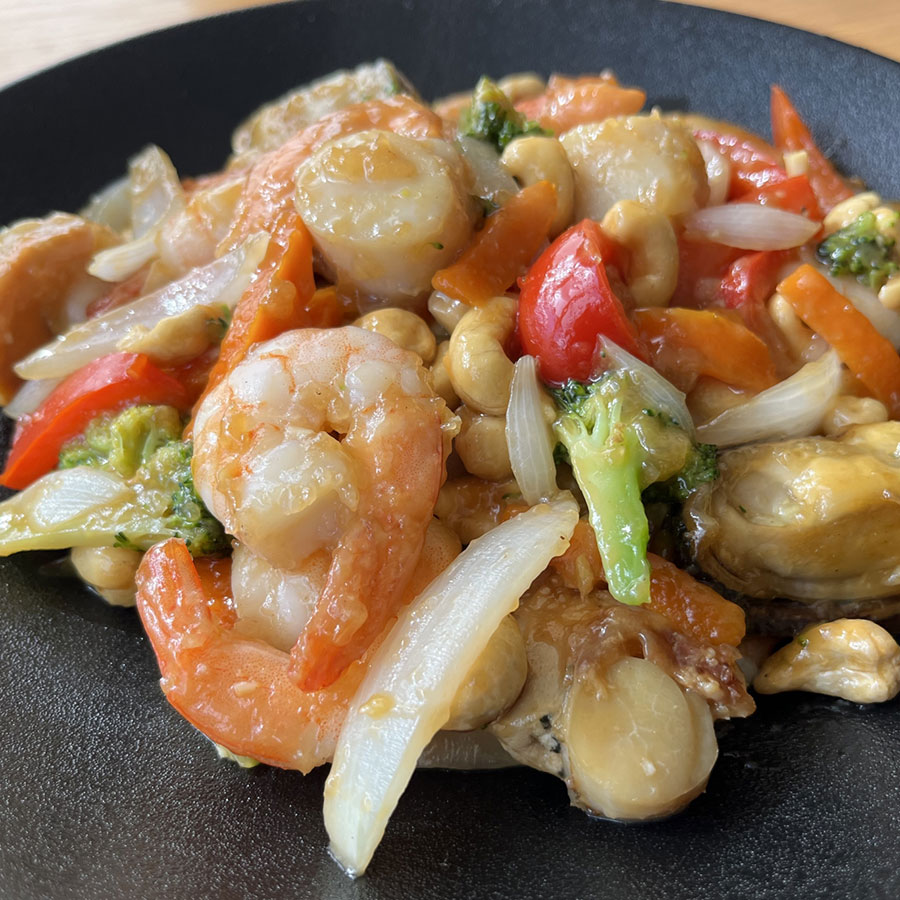 A-プライスオンラインショップの久慈食品 素煎り 割れ カシューナッツ 555g ( ナッツ )｜アングル3