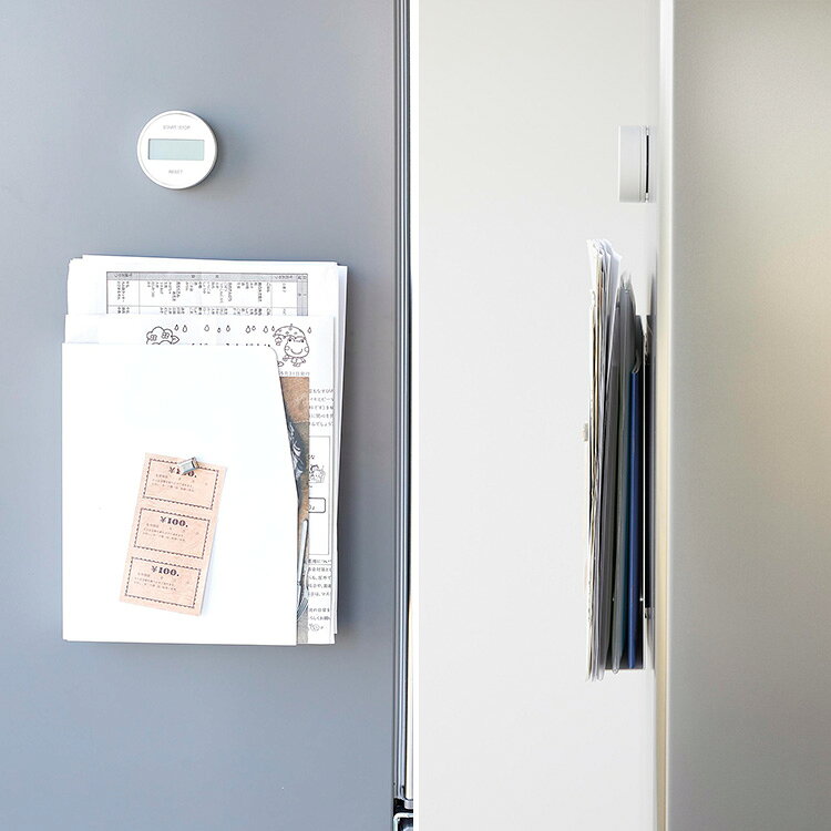 APUショップの[ マグネットプリントケース タワー ] 山崎実業 タワーシリーズ tower キッチン リビング 小物収納 収納 磁石 ホワイト 4126 ブラック 4127｜アングル3