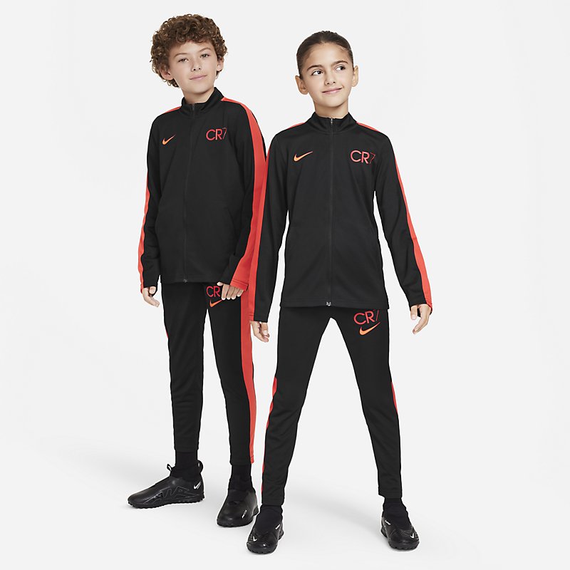 ナイキ 送料無料 ナイキ キッズ ジャージ 上下 130-160cm 子供服 NIKE CR7 ジュニア Dri-FIT Academy23 サッカートラックスーツ ジャケット ロングパンツ セットアップ 子ども用 スポーツウェア ウエア ジャージー 上下組 こども ブランド アパレル/FJ6177-010