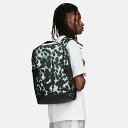 ナイキ リュックサック 24L メンズ レディース バッグ NIKE ブラジリア バックパック 中型 デイパック ユニセックス 黒 柄物 スポーツバッグ 鞄 デイリー カジュアル 通勤 通学 ブランド かばん/FN1348-010