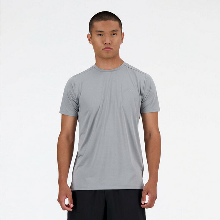 ニューバランス 半袖 Tシャツ メンズ Newbalance ランニングウェア マラソン ジョギング 陸上 トレーニング スポーツウェア 男性用 吸汗速乾 ドライ 軽量 ワンポイント シンプル メンズウエア 灰色 グレー 服 ブランド アパレル/MT41222-YST