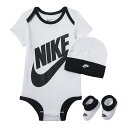 ナイキ ベビーウェア 3点セット 60-70cm 新生児 NIKE SWOOSH 3PC BOXED SET 箱入り|半袖ボディスーツ ロンパース 帽子 ソック...
