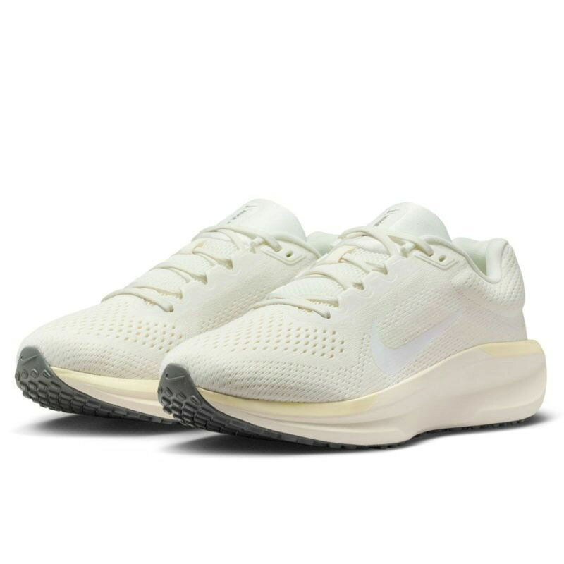 ◆ 商品詳細情報 ◆ ブランド ナイキ NIKE 商品番号 FJ9510-113 カラー (113)セイル/ホワイト/チョーク/ココナッツミルク/ペンシルポイント サイズ 22.5cm 23.0cm 23.5cm 24.0cm 24.5cm 25.0cm 素材 【アッパー】合成繊維【アウトソール】ゴム底 原産国 ベトナム製 ◆画像のカラーについて◆ 商品画像のカラーにつきましては、PC、モバイルなど閲覧環境等により実物のカラーと多少異なることもございます。 予めご理解のうえご注文を賜りますようお願いいたします。 ギフト対応 ※メーカー希望小売価格はメーカーサイトに基づいて掲載しています (記載価格が税抜き価格になっている場合もございます)【ナイキ NIKE / レディース / ランニングシューズ】 ◆　商　品　説　明 ◆ □□□当店で販売しております商品はすべて【正規取扱品】です□□□ ナイキ(NIKE)から、レディースのランニングシューズ［エア ウィンフロー11］ です。 弾むようなNike Airと柔らかいフォームを組み合わせて、パワフルな走り心地を実現。 反発力に優れたクッショニングが、普段のランニングでバランスの良い履き心地を提供。 Cushlon 3.0フォームとミッドソールに搭載したフルレングスの Nike Airユニットの組み合わせにより、優れたエネルギーリターンを実現します。 さらに、足中央部に伸縮性のあるバンドを使用し、前足部に余裕を持たせて、 快適で順応性に優れたフィット感を提供します。 ◯通気性に優れたアッパー エンジニアードメッシュのアッパーで通気性を確保。 ◯反発力に優れた履き心地 Cushlon 3.0フォームミッドソールとフルレングスのNike Airユニットを組み合わせて、 足を踏み出すたびにエネルギーを注入。 ◯確かなトラクション ワッフルをイメージしたラバーアウトソールが確かなトラクションを発揮。 前足部にゆとりを確保幅広のかかと通気性を強化 ■新機能 ・前足部のスペースを拡大 ・幅広のヒール ・通気性を向上 ■商品の詳細 ・重量：約262g（レディースサイズ25cm） ・オフセット：10mm ・MR-10靴型（ラスト）：Nike最高レベルの安定したフィット感を実現 ・伸縮性のある中足部のバンドが、さまざまなフィット感やアクティビティに対応 ・細部にリフレクティブ（再帰反射）素材を使用したデザイン ・（高視認性の）個人用保護具（PPE）としての使用を目的とした商品ではありません ■若干の箱潰れや箱破れ、汚れがある場合がございます。予めご了承くださいませ。