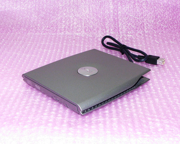 DELL Latitude DV[Yp OtwhCu PD01S DVDR{