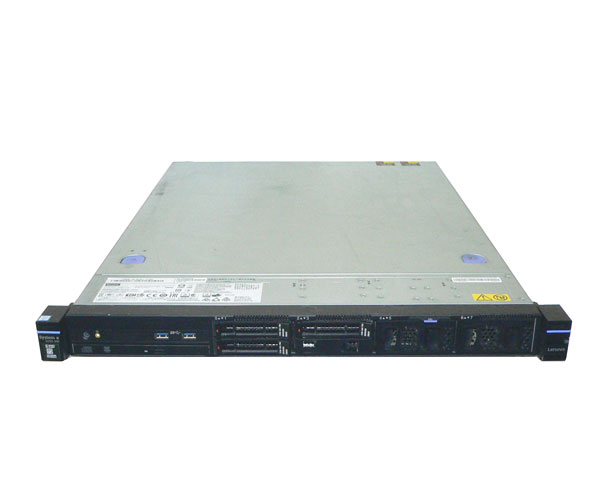 商品名 Lenovo System X3250 M6 3633-AC1 CPU Xeon E3-1230 V5 3.4GHz (4コア) メモリー 16GB (8GB×2枚) ハードディスク 300GB×3 (SAS 2.5インチ) 光学ドライブ DVD-ROM RAIDコントローラ ServeRAID M1210 電源ユニット 搭載数2/最大2 (460W) 動作状態 動作確認済みです(OS未搭載)OSは付属しておりませんので、お好みのOSを別途御用意下さい。 外観について 筐体に擦り傷、汚れが多少あります※天板に擦り傷あり 付属品 電源ケーブルのみ ※上記以外の付属品は一切ありません 補足事項 ラックレールの付属はありません 納期について 通常ご注文頂いてから、3営業日以内の発送となります。※即日発送が可能な場合もありますので、お急ぎの場合は、別途ご相談下さい。 送料区分 ヤマト運輸　160サイズ 保証期間 商品到着日から3ヶ月間となります 領収書について 領収書の発行が可能です。詳細はこちらから ※又、帳票類の発行が可能です。 　・見積書・請求書のご依頼はこちらから 　・納品書等のご要望は　ご注文時に備考欄へ　ご記載ください。中古サーバー専門店のアクアライトでは、Lenovo System X3250 M6 3633-AC1 Xeon E3-1230 V5 3.4GHz メモリ 16GB HDD 300GB×3(SAS 2.5インチ) DVD-ROM AC*2 他、中古サーバー・保守用パーツを各種販売しております。お探しの仕様・モデル番号などがございましたらお気軽にお問い合わせください。