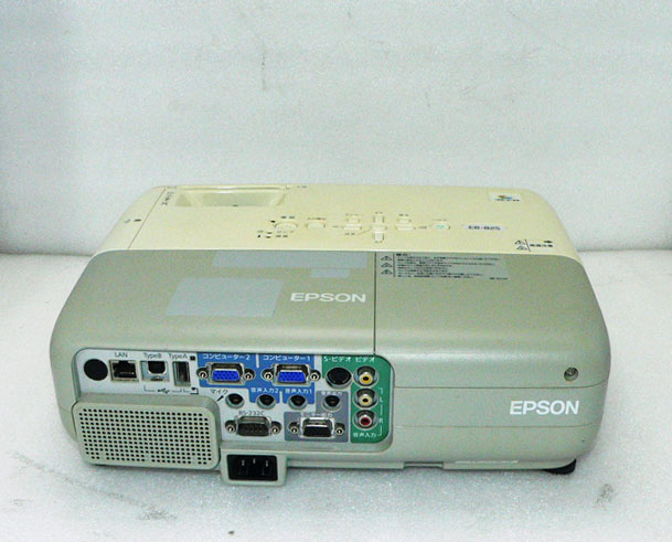 EPSON プロジェクター EB-825 / 3000lm ランプ 113時間 動作確認済み 筐体黄ばみあり