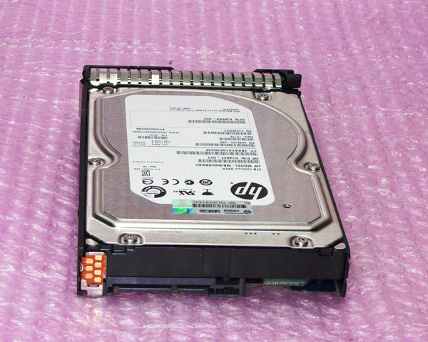 【中古】Micron製 ノートPC用メモリ 16GB MTA16ATF2G64HZ-2G6E1 [16GB DDR4 2666 SO-DIMM PC4-21300]