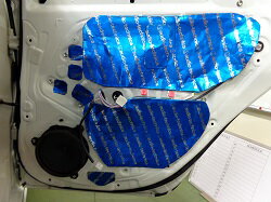 トヨタAQUA　NHP10専用デッドニングキット　リア