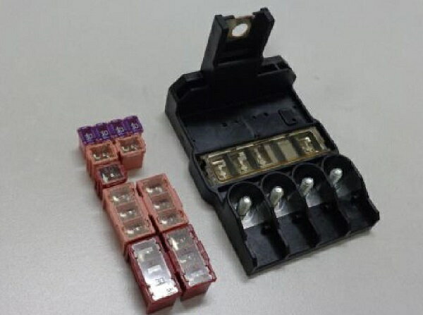 プリウスPHV専用　ノンレジヒューズ