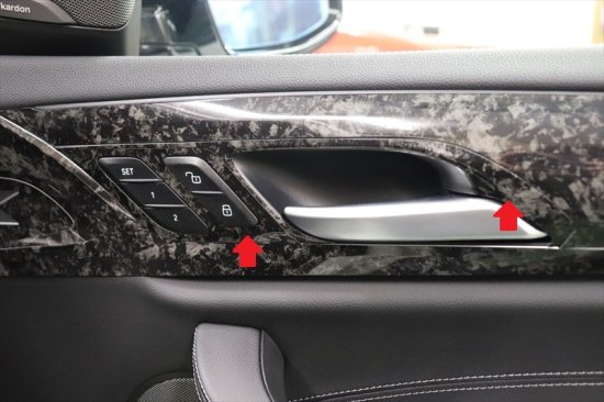 BMW　X3　インナードアハンドルパネルシート