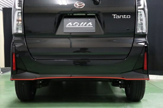Rakuten - タントカスタムLA650S　リアバンパーレッドラインシート