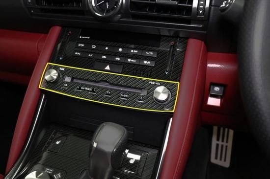 レクサスIS　オーディオパネルシート