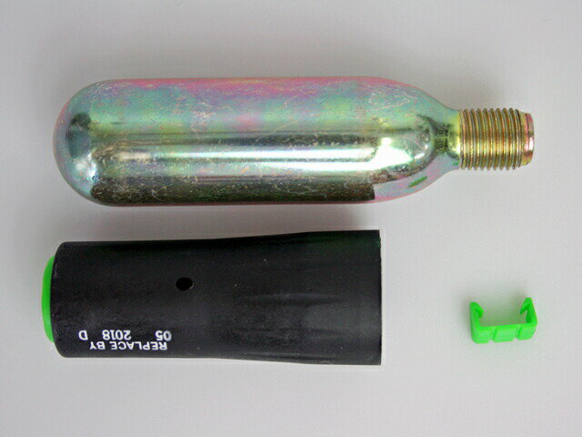 ライフジャケット 新RE-5型用 交換用ボンベ&カートリッジセット UMK-A17G 釣り オーシャンライフ 津波対策