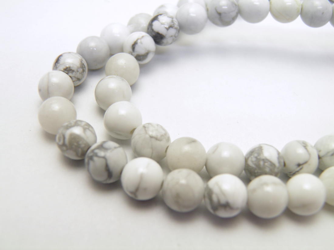 ホワイトハウライト 12mm 一連 風水 パワーストーン / インペリアルオーラ おしゃれ かわいい オシャレ 可愛い プレゼント ギフト 贈り物