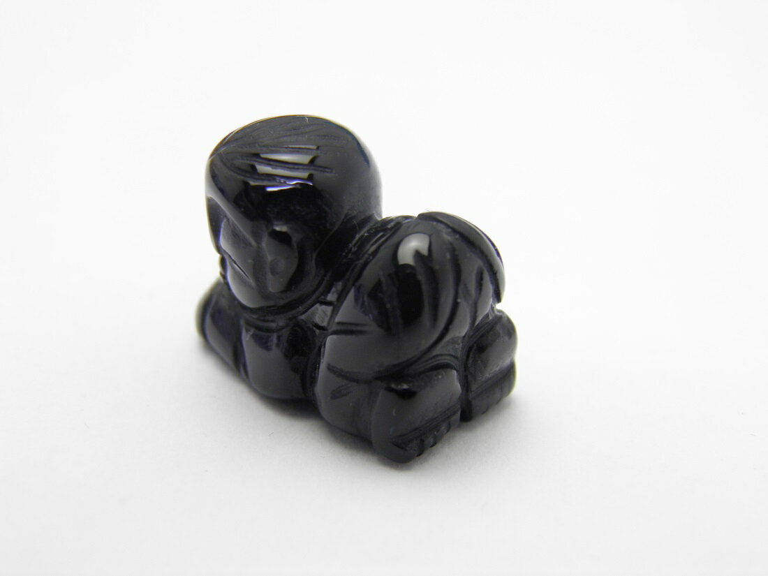 【彫刻置物】招財童子 彫刻パーツ オニキス 1個売り 天然石 パワーストーン プチギフト 転勤 退職 お礼 母の日 敬老の日 ギフト / インペリアルオーラ おしゃれ かわいい オシャレ 可愛い プレゼント ギフト 贈り物