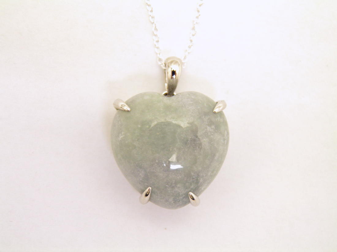 ペンダントトップ ネックレス ブルー本翡翠 (糸魚川産) ハート型 (sv925) 送料無料 天然石 風水 パワーストーン / インペリアルオーラ おしゃれ かわいい オシャレ 可愛い プレゼント ギフト 贈り物