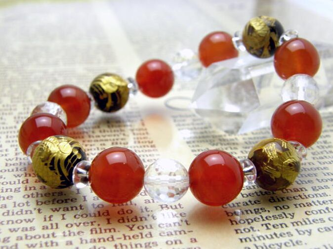 タイガーアイ金龍彫り 4つの金龍 レッドメノウ＆水晶 ブレスレット 風水 パワーストーン / インペリアルオーラ おしゃれ かわいい オシャレ 可愛い プレゼント ギフト 贈り物