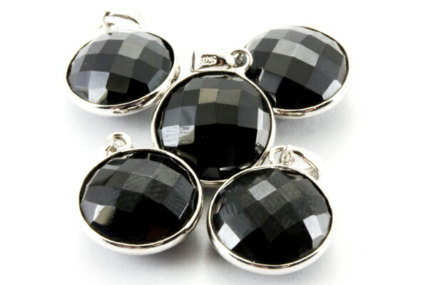 漆黒の輝き 【ペンダントトップ】 ブラックスピネル 1個売り 天然石 パワーストーン プチギフト 転勤 退職 お礼 母の日 敬老の日 ギフト / インペリアルオ...