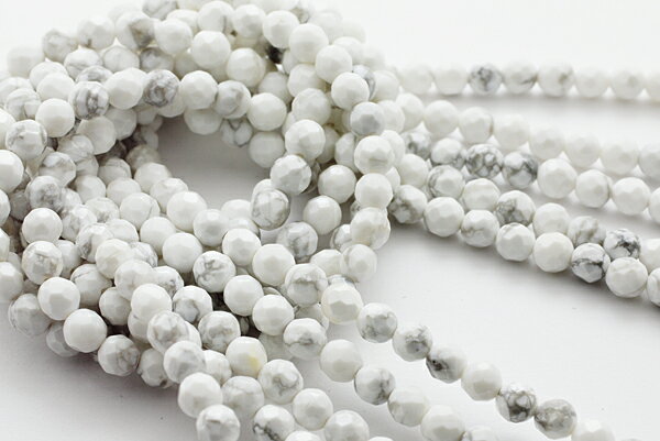 【カットビーズ】ホワイトハウライト 64面カット 4mm 一連 風水 パワーストーン / インペリアルオーラ おしゃれ かわいい オシャレ 可愛い プレゼント ...