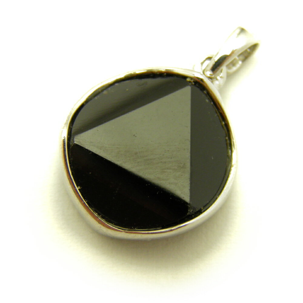 シルバーヘキサゴンペンダントトップ 15mm オニキス 漆黒の輝き 天然石 パワーストーン プチギフト 転勤 退職 お礼 母の日 ギフト / インペリアルオーラ...