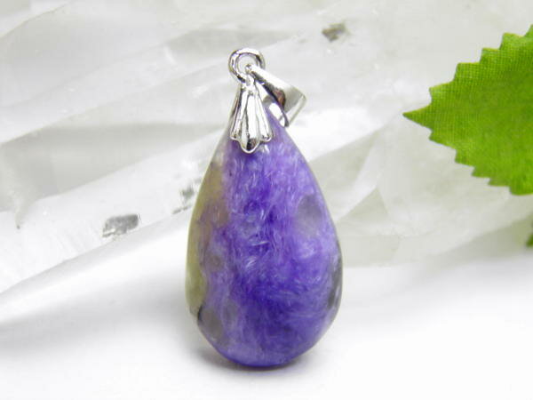 魅惑の石チャロアイトのペンダントトップno.4 現品 天然石・パワーストーン プチギフト 転勤 退職 お礼 母の日 敬老の日 ギフト / インペリアルオーラ お...