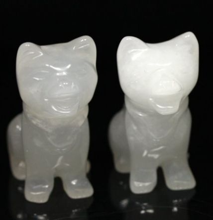 【ミニ彫り物】 お座り犬 ホワイトジェード 1個売り 約35×30mm 風水 パワーストーン プチギフト 転勤 退職 お礼 母の日 敬老の日 クリスマス ギフト