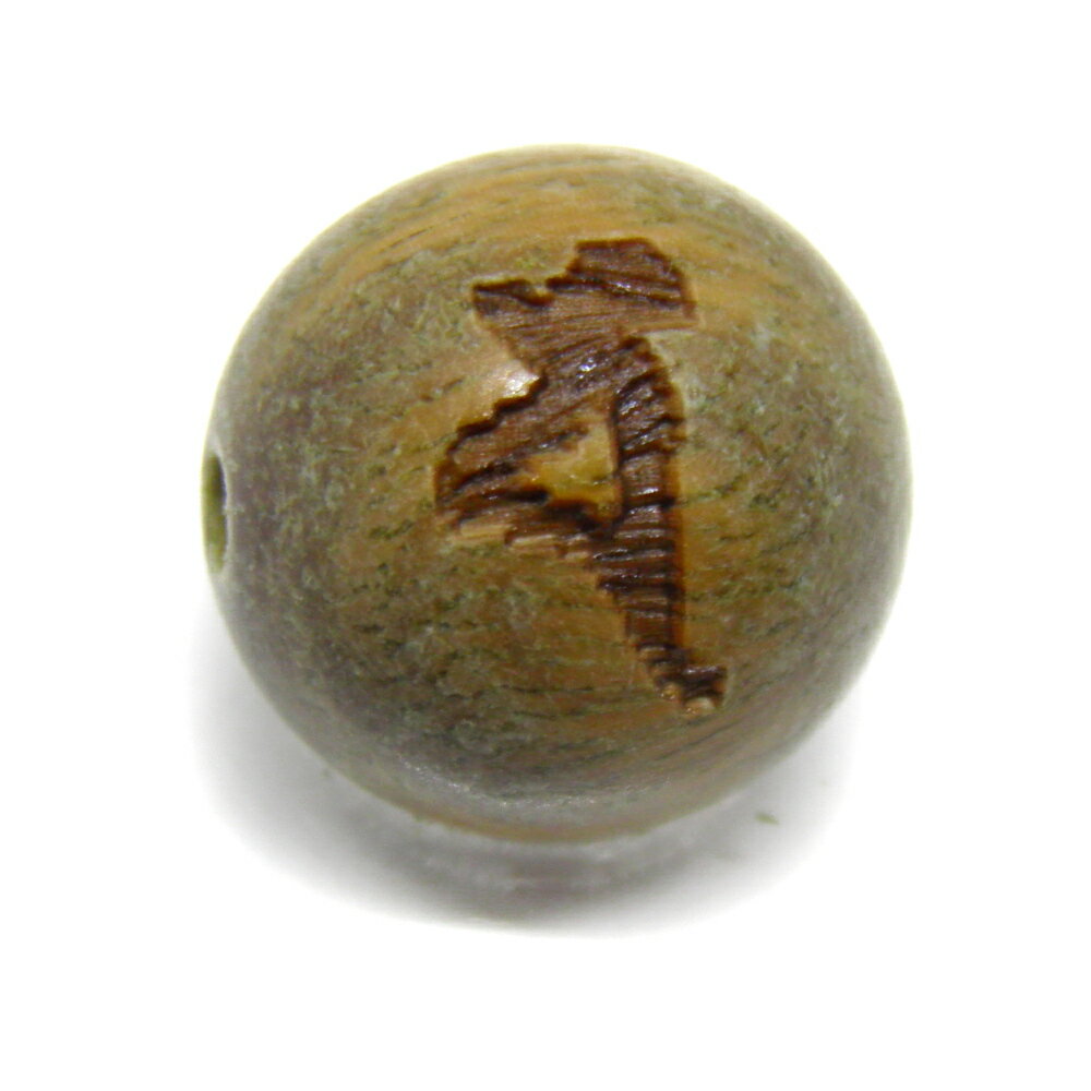 ■商品の内容 シャ・月光菩薩／遮文荼（しゃもんだ）／月天 檀香樹 梵字玉 10mm 手作りにオススメ！ 天然石 パワーストーン ミャンマー産の檀香樹（だんこうじゅ）です。 ■素 材・サイズ 素　材＆サイズ：檀香樹/約10mm 内祝い・お返し 出産内祝い 結婚内祝い 新築内祝い 快気祝い 入学内祝い 結納返し 香典返し 引き出物 結婚式 引出物 法事 引出物　お礼 謝礼 御礼 お祝い返し お祝い 成人祝い 卒業祝い 結婚祝い 出産祝い 誕生祝い 初節句祝い 入学祝い 就職祝い 新築祝い 開店祝い 移転祝い 退職祝い 還暦祝い 古希祝い 喜寿祝い 米寿祝い 退院祝い 昇進祝い 栄転祝い 叙勲祝い こんな方への贈り物に・・ お父さん お母さん 兄弟 姉妹 子供 おばあちゃん おじいちゃん 奥さん 彼女 旦那さん 彼氏 先生 職場 先輩 後輩 同僚 法人向け プレゼント お土産 手土産 プチギフト お見舞 ご挨拶 引越しの挨拶 誕生日 バースデー お取り寄せ 開店祝い 開業祝い 周年記念 記念品 お茶請け 菓子折り おもたせ 贈答品 挨拶回り 定年退職 転勤 来客 ご来場プレゼント ご成約記念 表彰 季節のご挨拶 御正月 お正月 御年賀 お年賀 御年始 母の日 父の日 初盆 お盆 御中元 お中元 お彼岸 残暑御見舞 残暑見舞い 敬老の日 寒中お見舞 クリスマス バレンタイン お歳暮 御歳暮 春夏秋冬 季節のギフト 1月 お年賀 正月 成人の日 2月 節分 旧正月 バレンタインデー 3月 ひな祭り ホワイトデー 春分の日 卒業 卒園 お花見 春休み 4月 イースター 入学 就職 入社 新生活 新年度 春の行楽 5月 ゴールデンウィーク こどもの日 母の日 6月 父の日 7月 七夕 お中元 暑中見舞 8月 夏休み 残暑見舞い お盆 帰省 9月 敬老の日 シルバーウィーク 10月 孫の日 運動会 学園祭 ブライダル ハロウィン 11月 七五三 勤労感謝の日 12月 お歳暮 クリスマス 大晦日 冬休み 寒中見舞い お急ぎ ノベルティにおススメです。 商品概要：天然石 インペリアルオーラでは、国内・海外で買い付けした天然石、原石、隕石、ポイント、クラスター、、ヒーリングストーン、丸玉、置物、化石、マッサージ棒、クリスタルチューナー、ホワイトセージ・パロサント、誕生石、天然石（ビーズ）、木製ビーズ、彫刻ビーズ、彫刻パーツ、梵字、ご本尊、四神獣、開運文字・模様・神様、般若心経、九字真言、十二支、龍、白蛇、天珠、七福神・十福神、戦国武将、スポーツ・八咫烏、天使モチーフ、十二星座、花・植物ビーズ、天然石ツリー、開運カード（護符）、開運財布、開運インテリア、開運アート、開運グッズ、扇子、チベット密教法具、ハンドメイド・手づくり、チャーム（パーツ）、副資材、パワーストーンのブレスレット（バングル）やネックレス、ペンダント、勾玉、アンクレット、念珠（数珠）、ボサ玉、ストラップ（キーホルダー）、ピアス（イヤリング）、リング（指輪）、シルバー925・ステンレスアクセサリー、サンキャッチャー、ブローチ、コサージュ、ポーチ（巾着袋）ペンデュラムなどの占い・開運・風水・パワーストーン・パワーストーンアクセサリー、オリジナル商品等、時計工具、ジュエリー・腕時計・ケア・修理用品・電池・工具を販売しております。自分用、創作用、制作用、手作り、ハンドメイドなどに便利な単体での販売から、おしゃれ、かわいい、シンプルで普段使いにも使えるアクセサリー、ファッション小物、メンズ(男性用)、レディース(女性用)、インテリアのアクセント、プレゼントやギフト、プチギフト、自分用のご褒美、母の日、父の日、敬老の日、お誕生日、クリスマスプレゼントなど、ちょっとしたプレゼントにもぴったりなアイテムを取り揃えています。この機会に、ぜひお買い物をお楽しみください。