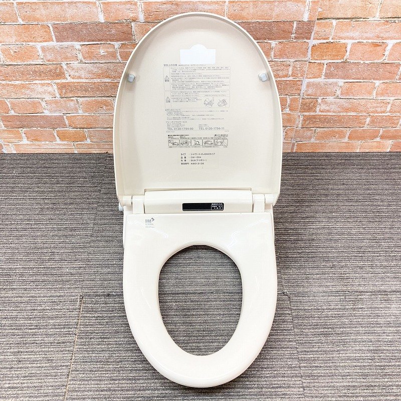 【ジャンク】【ジャンク扱い】 INAX イナックス 電気温水便座 ウォシュレット シャワートイレ「CW-E64」#BU8 (アイボリー) JU3H012405